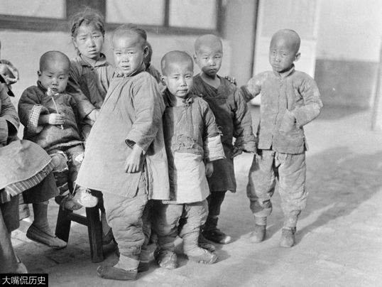 1917년 중국 아이들