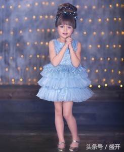 세계적인 러시아  아동복 모델anastasiya knyazeva