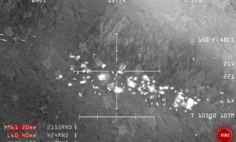 ▲ 러시아 국방부가 스마트폰 게임 AC-130 gunship 사진을 조작해 '미국이 IS를 지원하고 있다'고 주장하다 망신을 당했다.