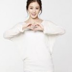 김태희가 베이스컴퍼니와 전속 계약을 체결해 배우로서 인생 2막을 준비중이다.