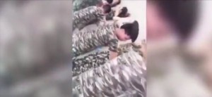 ▲ 논란의 중국 대학 군사훈련