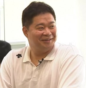 ▲ 먹방의 신에서 프로농구 감독으로 돌아온 매직 히포 현주엽 감독이 데뷔전서 첫승을 따냈다. 